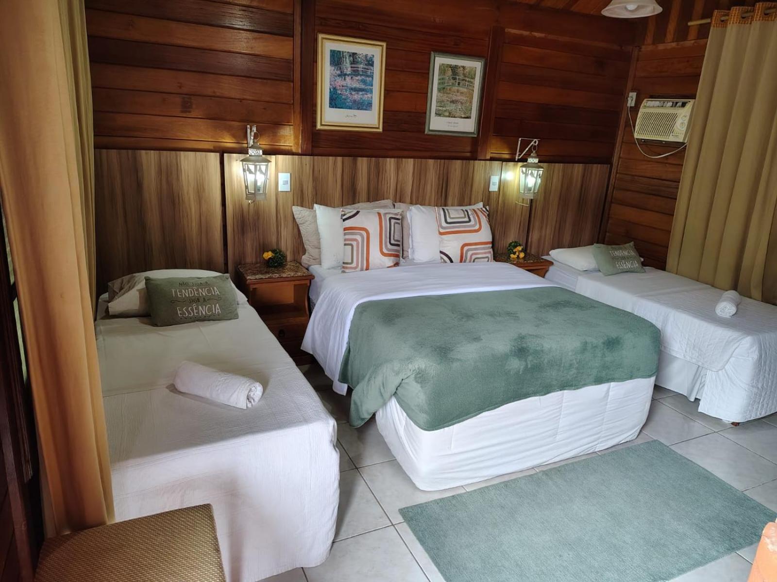 Deluxe Quadruple Room,1620602605:JPEG